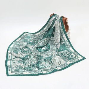 Green geometric print square scarf